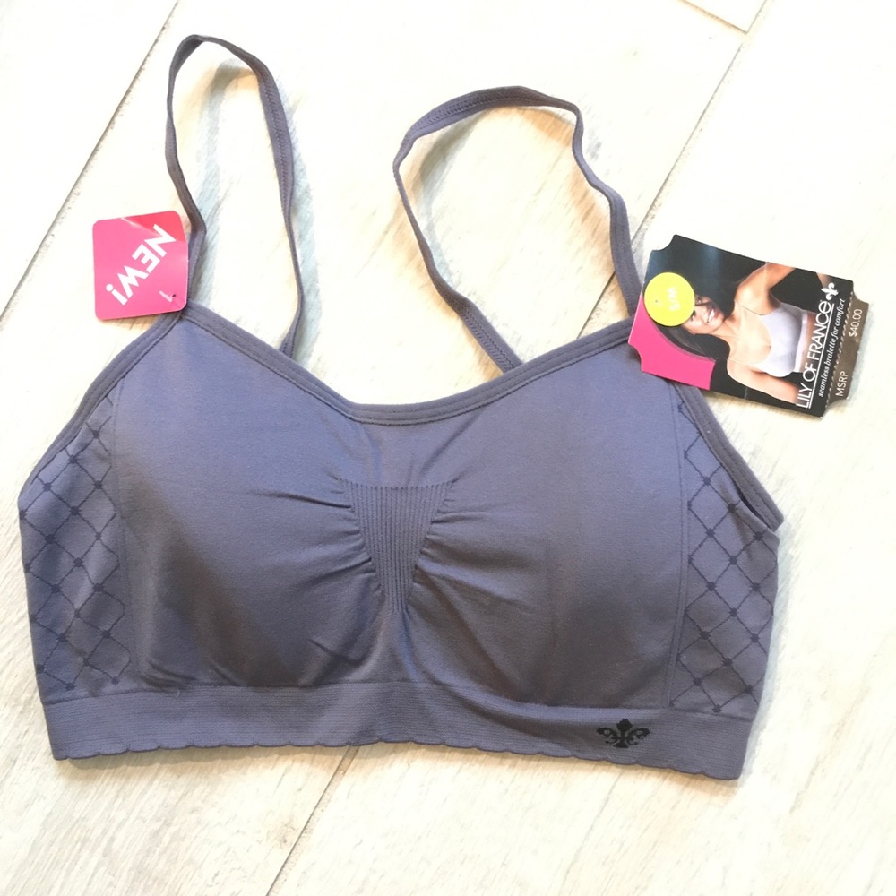 BNWT! Super comfy bralette, padded, adjustable.